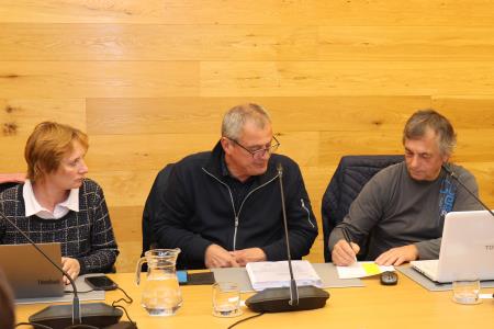 12 REDNA SEJA OBČINSKEGA SVETA 02 FOTO LJUBO VUKELIČ